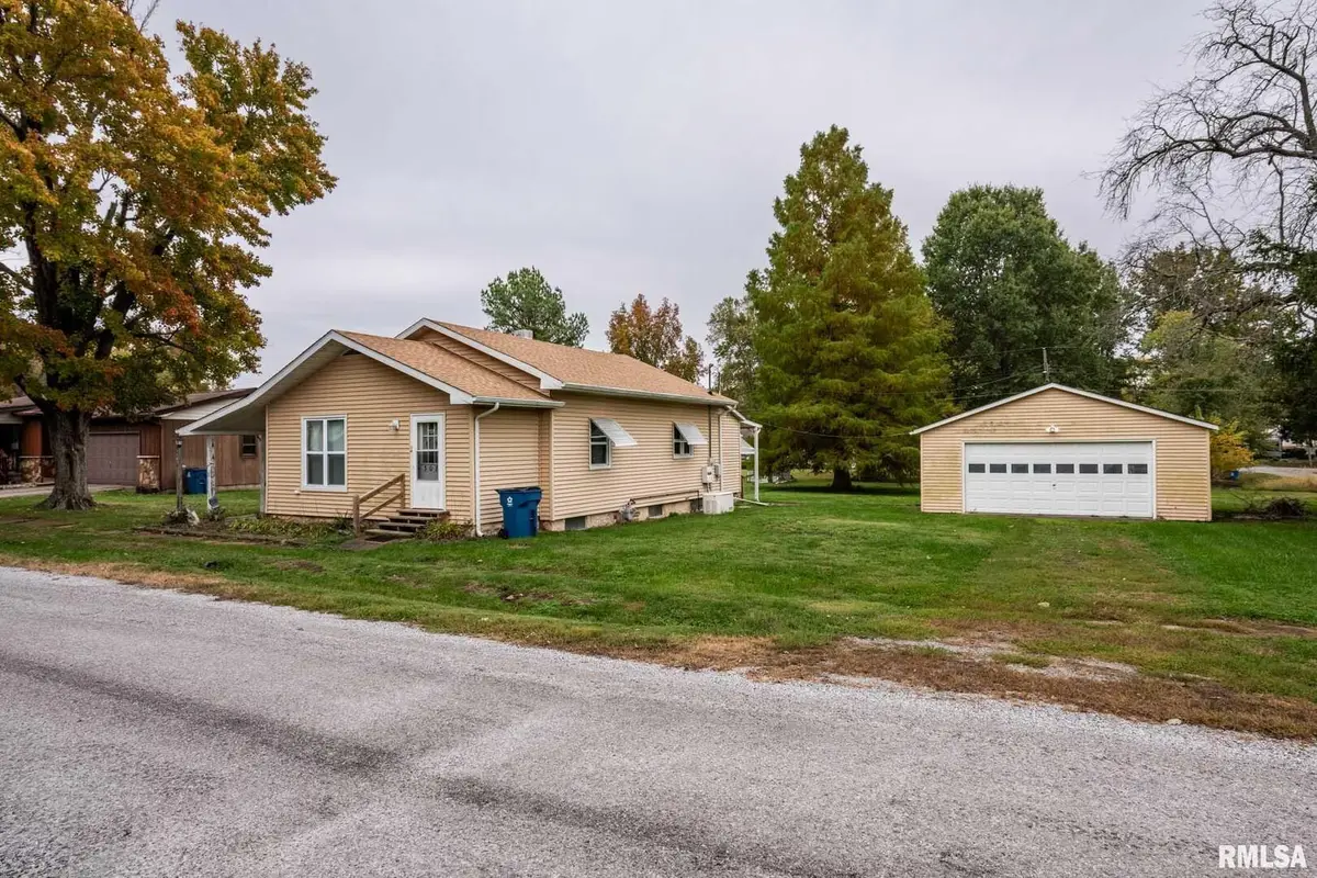 308 W Flora Street, Valier, IL 62891 - Image #1