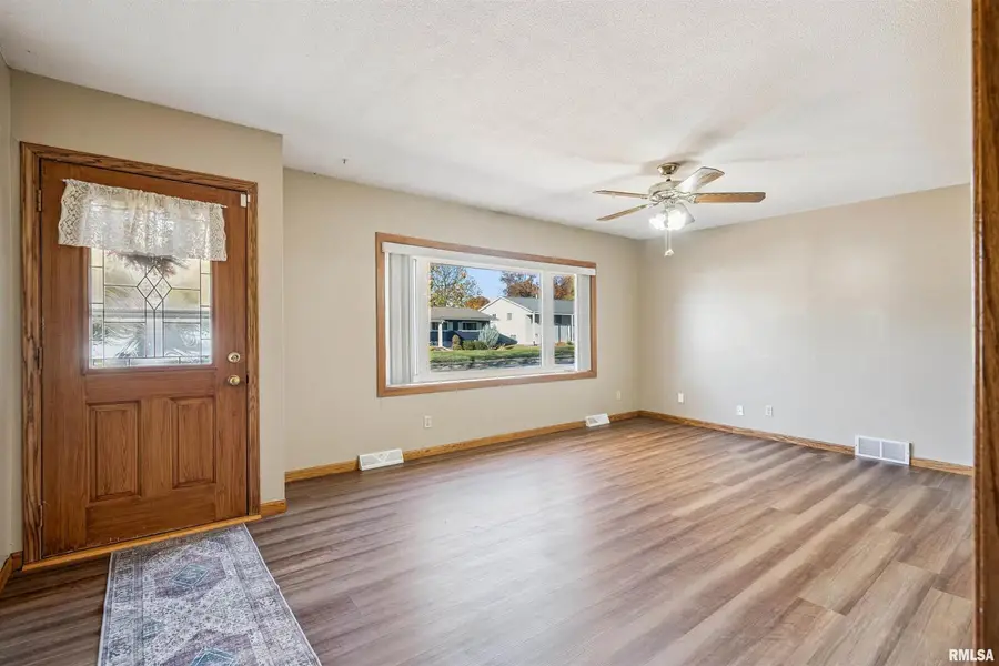 1025 N 13th Street, Clinton, IA 52732 - Image #3