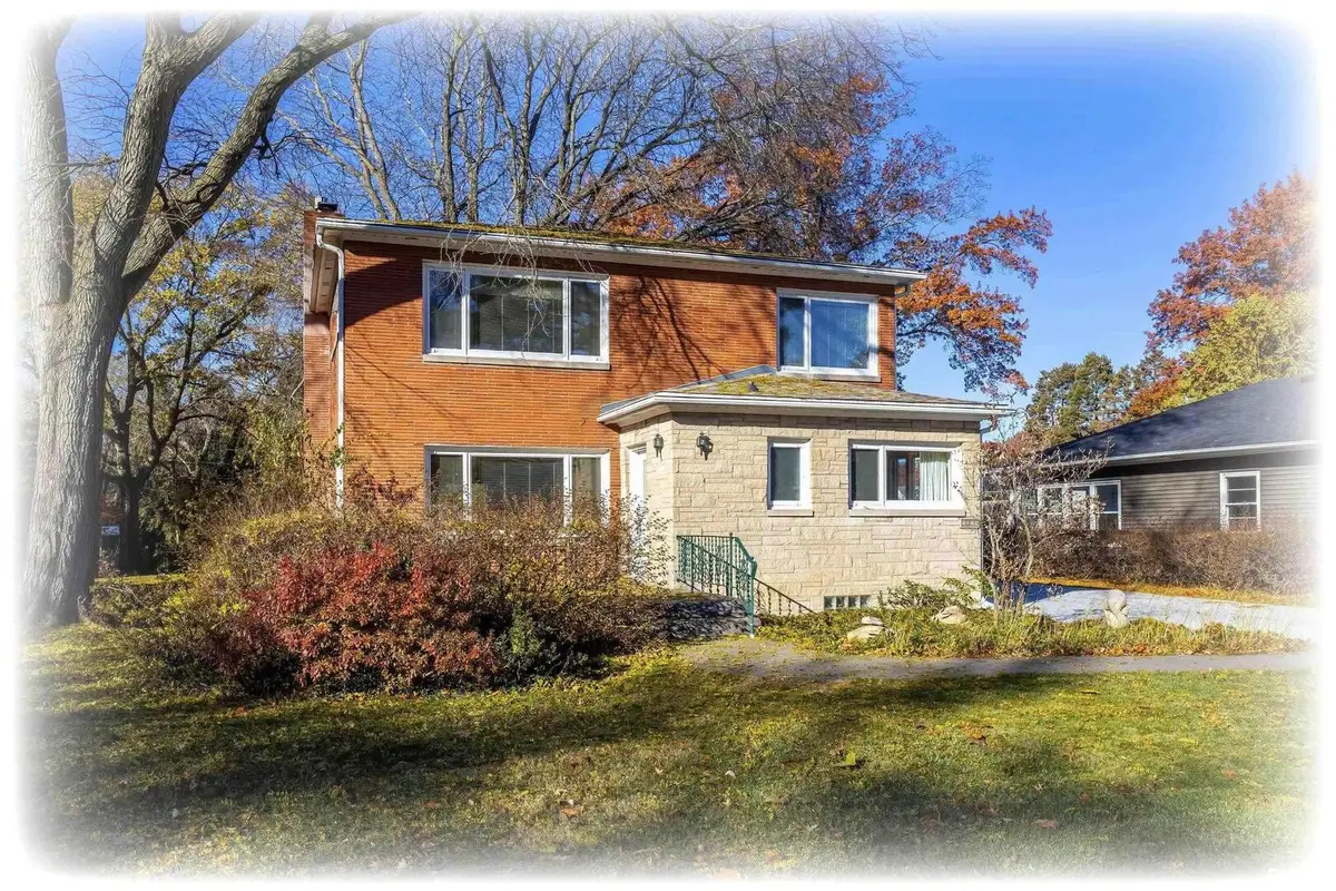 1228 Coffelt Avenue, Bettendorf, IA 52722 - Image #1