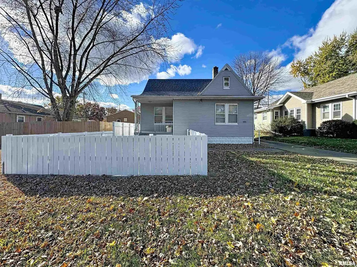 2350 38th Street, Rock Island, IL 61201-5156 - Image #1