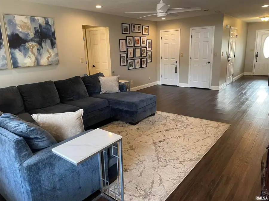 1204 Barbara Lane, Marion, IL 62959 - Image #3