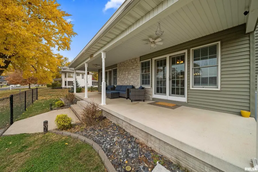 300 2nd Avenue, Hampton, IL 61256 - Image #2