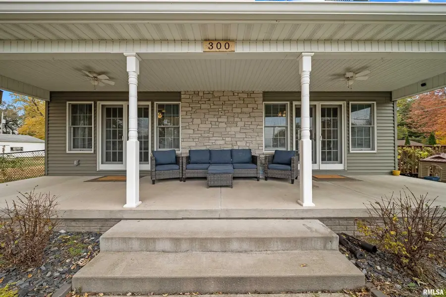 300 2nd Avenue, Hampton, IL 61256 - Image #3