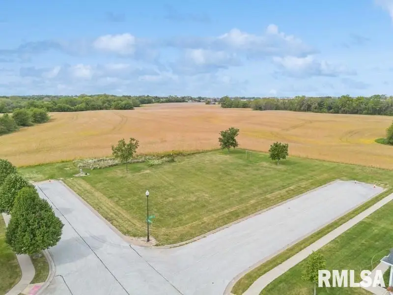 6225 W Locust Street, Davenport, IA 52804 - Image #2