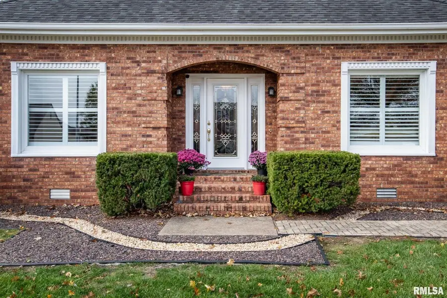 202 Dinah Lane, Marion, IL 62959 - Image #3