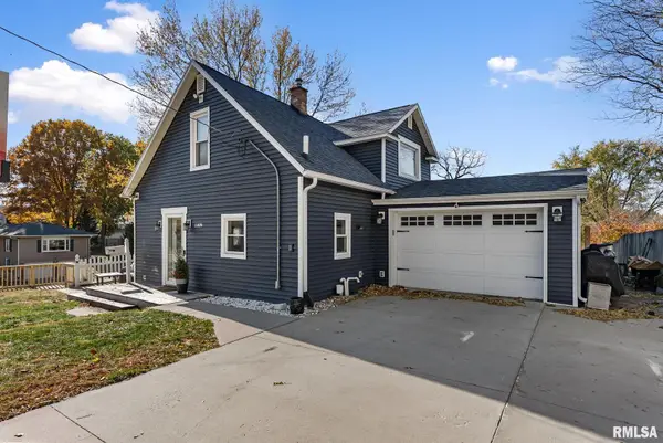 1406 26th Street, Bettendorf, IA 52722