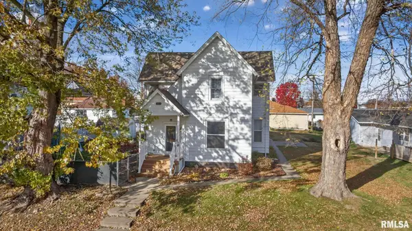 919 9th Avenue, Fulton, IL 61252