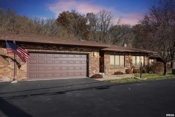 5311 38th Avenue #10, Moline, IL 61265