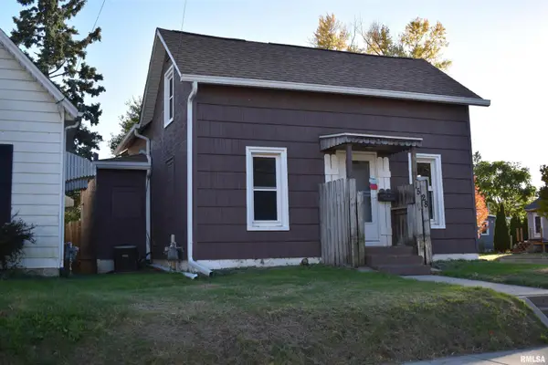 1528 13th Avenue, Moline, IL 61265