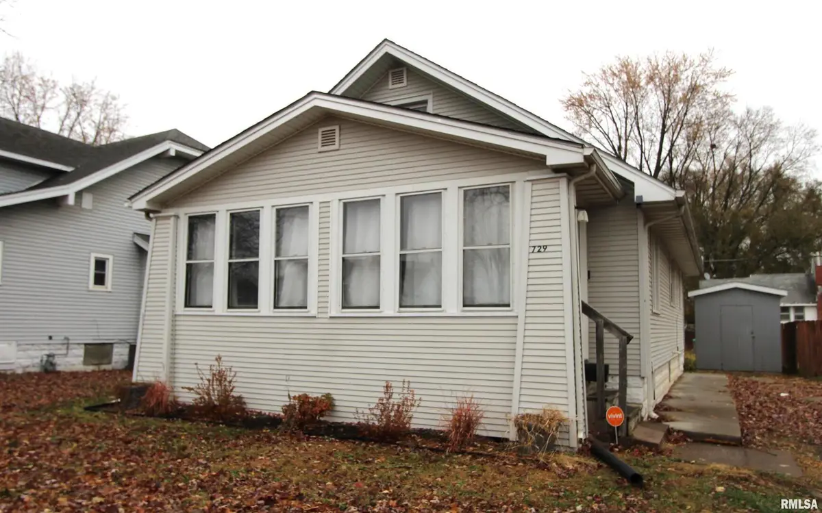 729 S 8th Street, Clinton, IA 52732 - Image #1