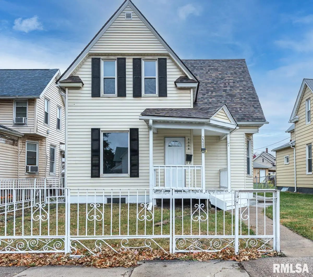 2008 Dixwell Street, Davenport, IA 52802 - Image #1