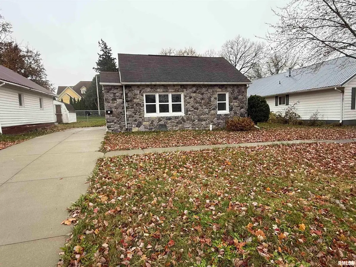 511 W 8th Street, Tipton, IA 52772 - #1