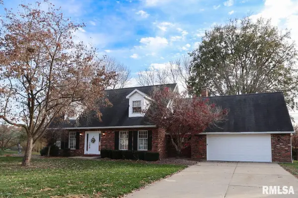 2123 S 30th Street, Quincy, IL 62301