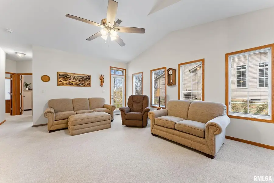 16 Cherry Hill Court, Hampton, IL 61256 - Image #2