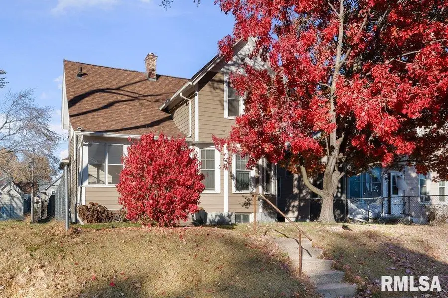 2006 Claussen Street, Davenport, IA 52802 - Image #2