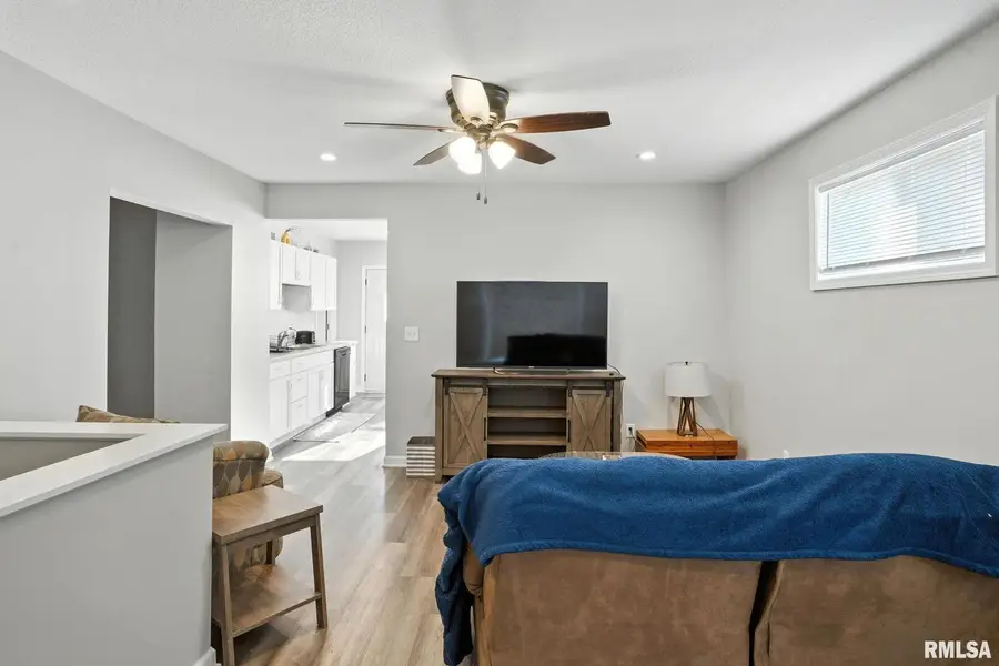 300 S 14th Street, Le Claire, IA 52753 - #2