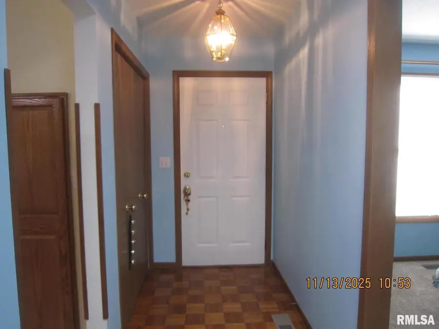 2608 38th Street, Moline, IL 61265 - Image #2