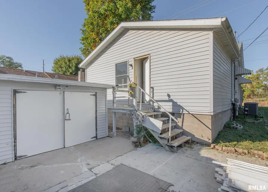 2802 Archer Drive, East Moline, IL 61244 - Image #2