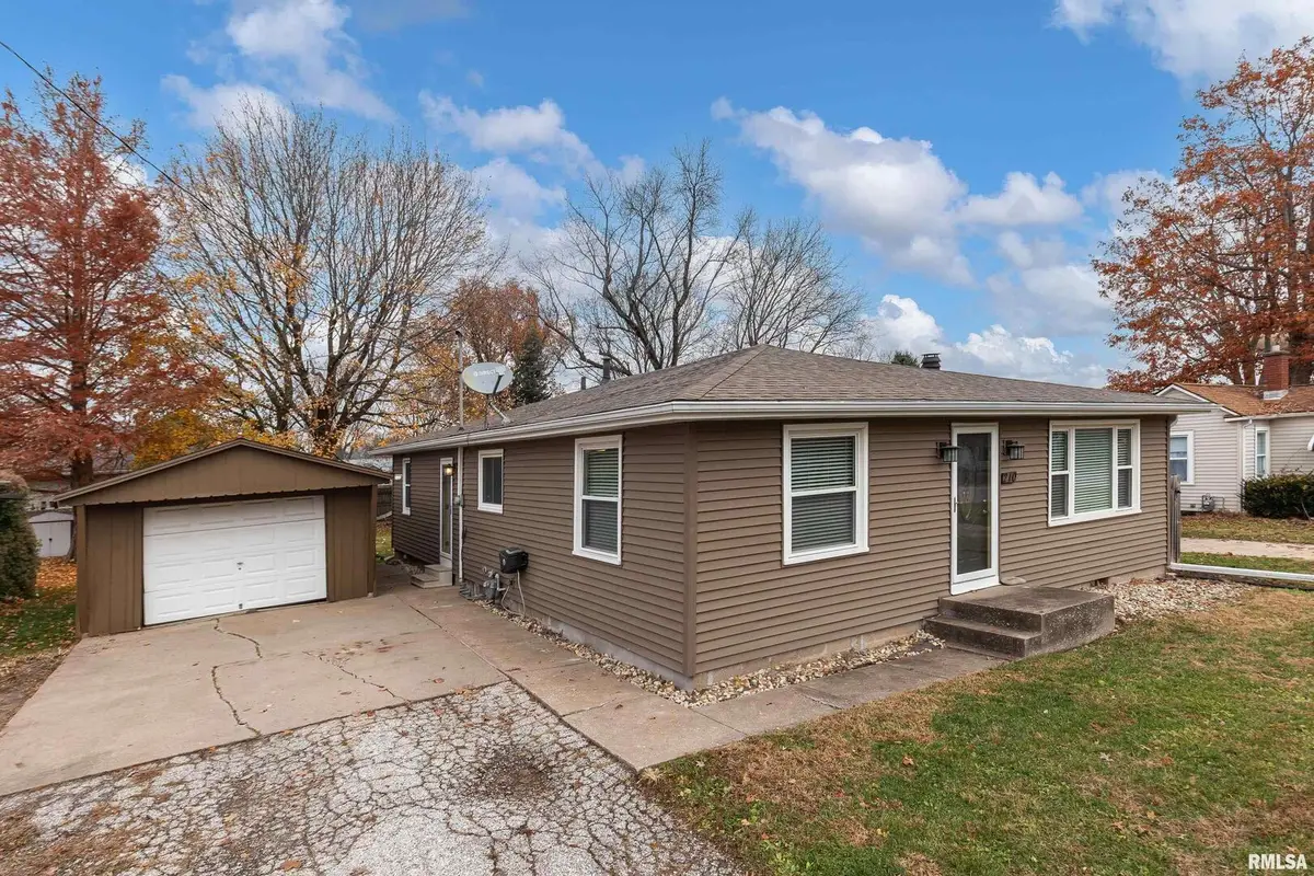 210 W 19th Ave Avenue, Coal Valley, IL 61240 - Image #1