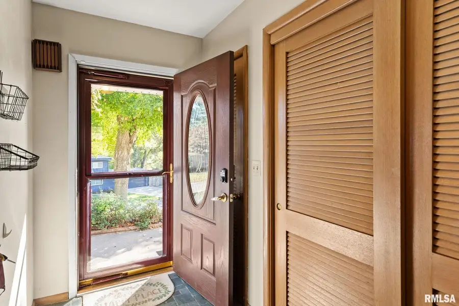 2552 37th Avenue, Rock Island, IL 61201 - Image #3