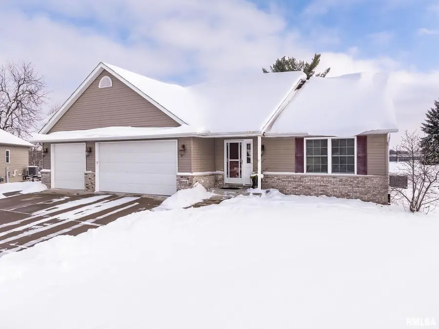 6112 34th Avenue A Court, Moline, IL 61265 - Image #2