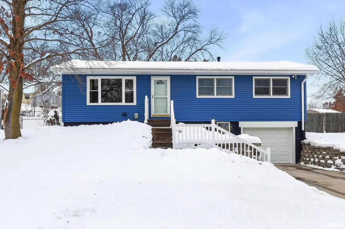 8114 9th Street W, Rock Island, IL 61201 - Image #1