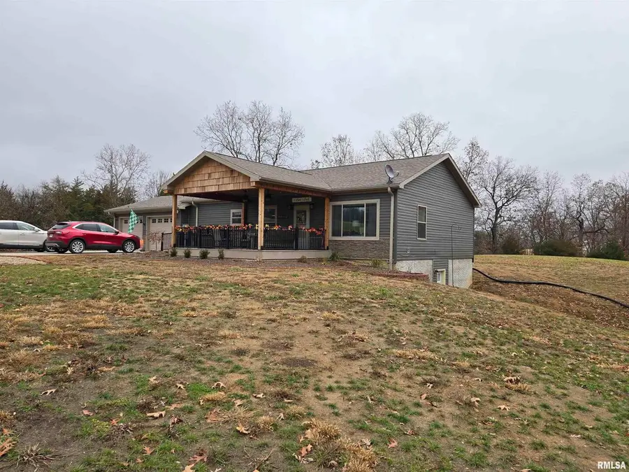 1436 1100 E. St., Mount Sterling, IL 62353 - #2