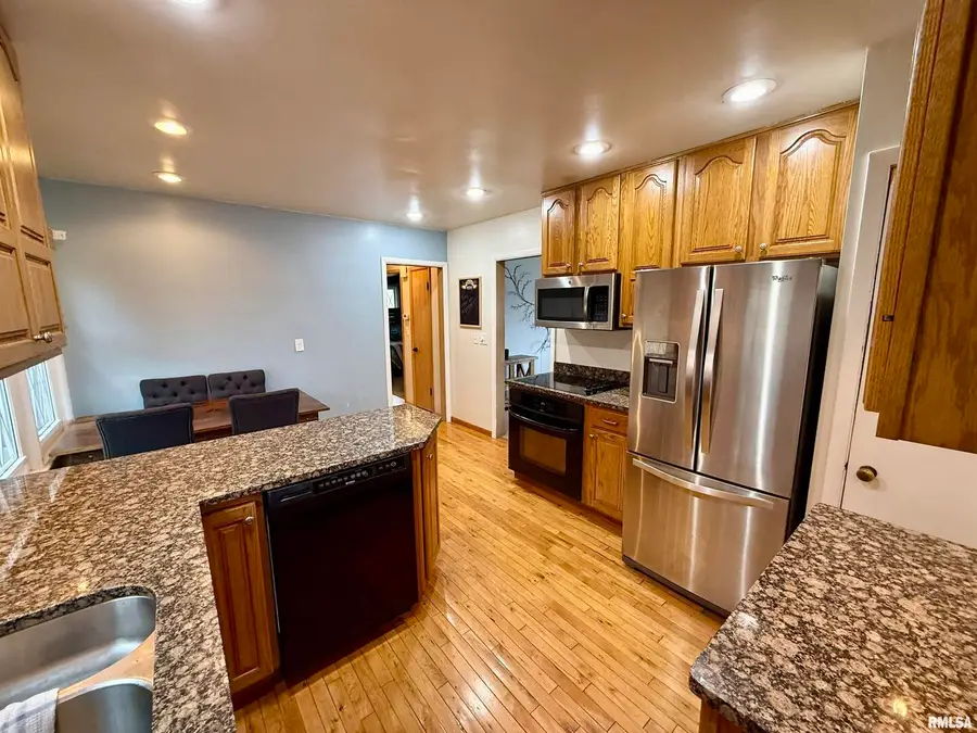 2003 19th Street, Moline, IL 61265 - Image #3