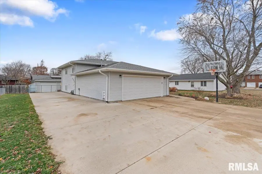 502 W 11th Street, Rock Falls, IL 61071 - Image #2