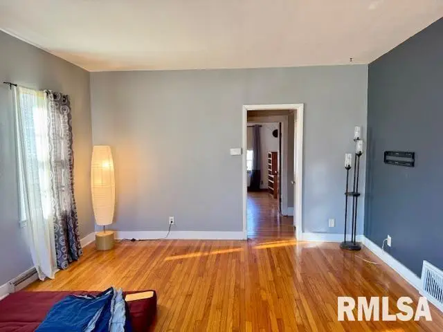 2918 Pershing Boulevard, Clinton, IA 52732 - Image #3