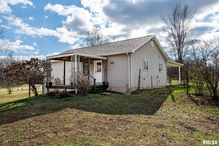 450 Clark School Road, De Soto Township, IL 62924 - Image #2