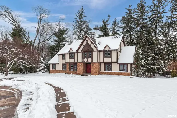 1225 38th Avenue Court, Rock Island, IL 61201