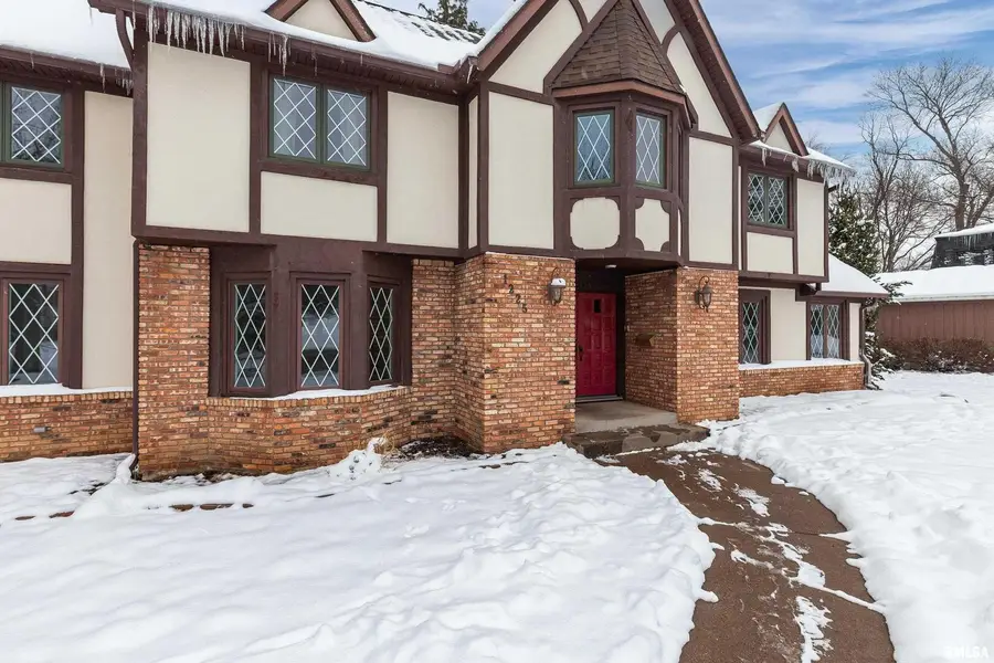 1225 38th Avenue Court, Rock Island, IL 61201 - Image #2