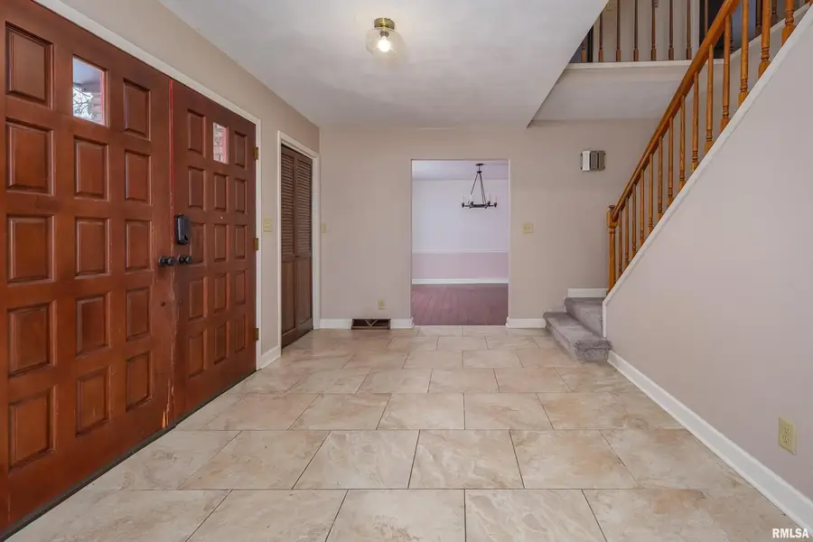 1225 38th Avenue Court, Rock Island, IL 61201 - Image #3