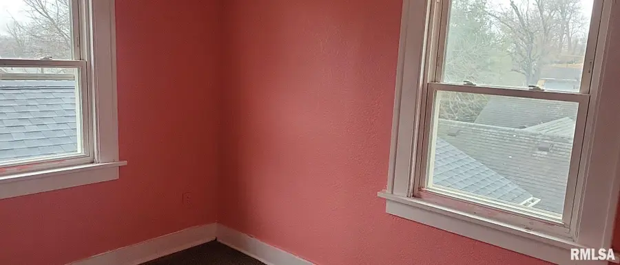 1919 N 7th Street, Clinton, IA 52732 - Image #2