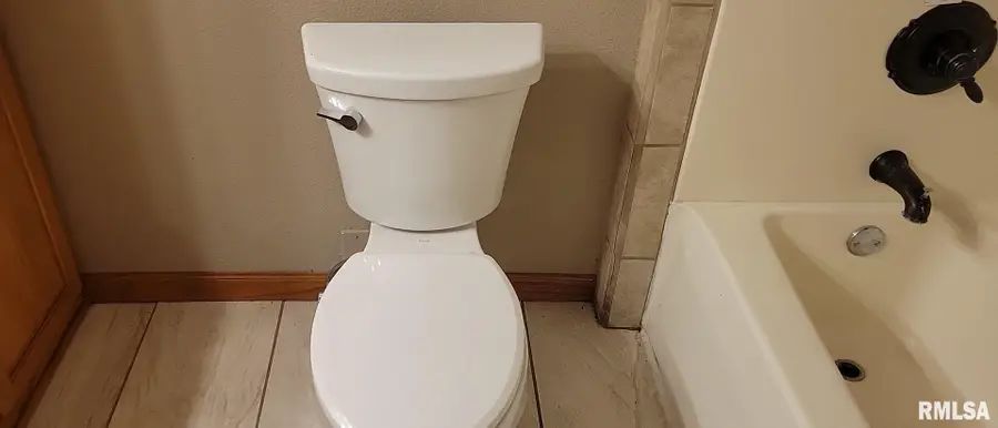 1919 N 7th Street, Clinton, IA 52732 - Image #3