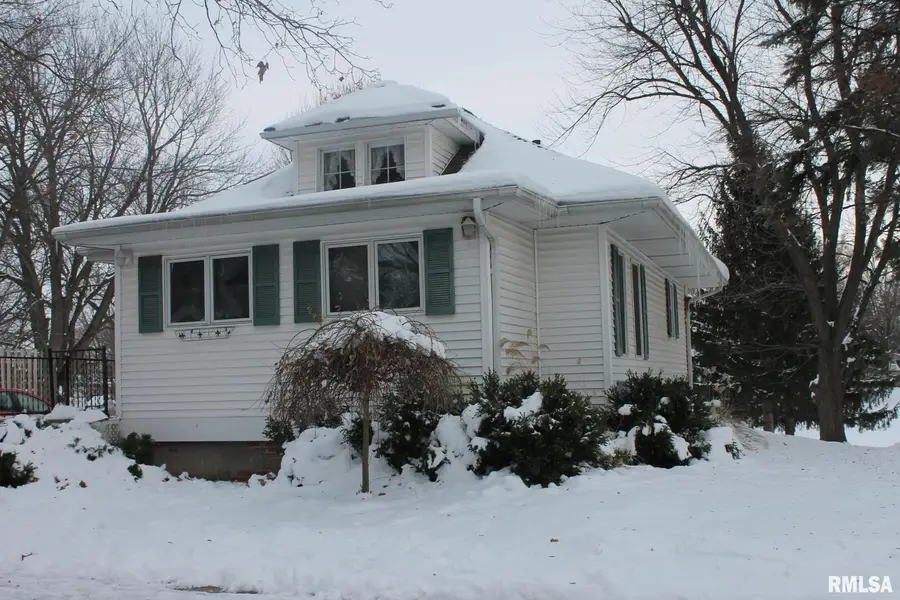 321 W South Street, Cambridge, IL 61238 - Image #2