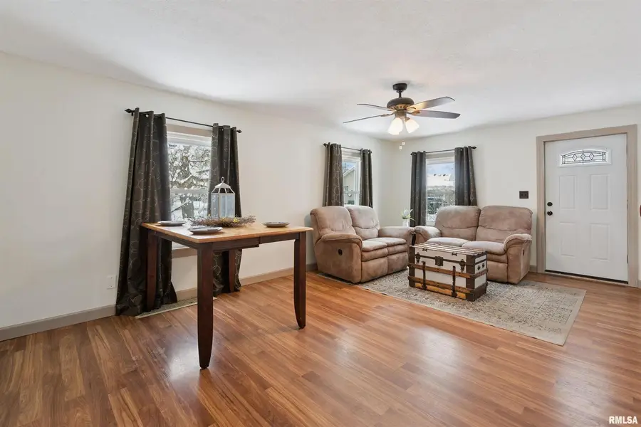 940 30th Street, Bettendorf, IA 52722 - Image #3