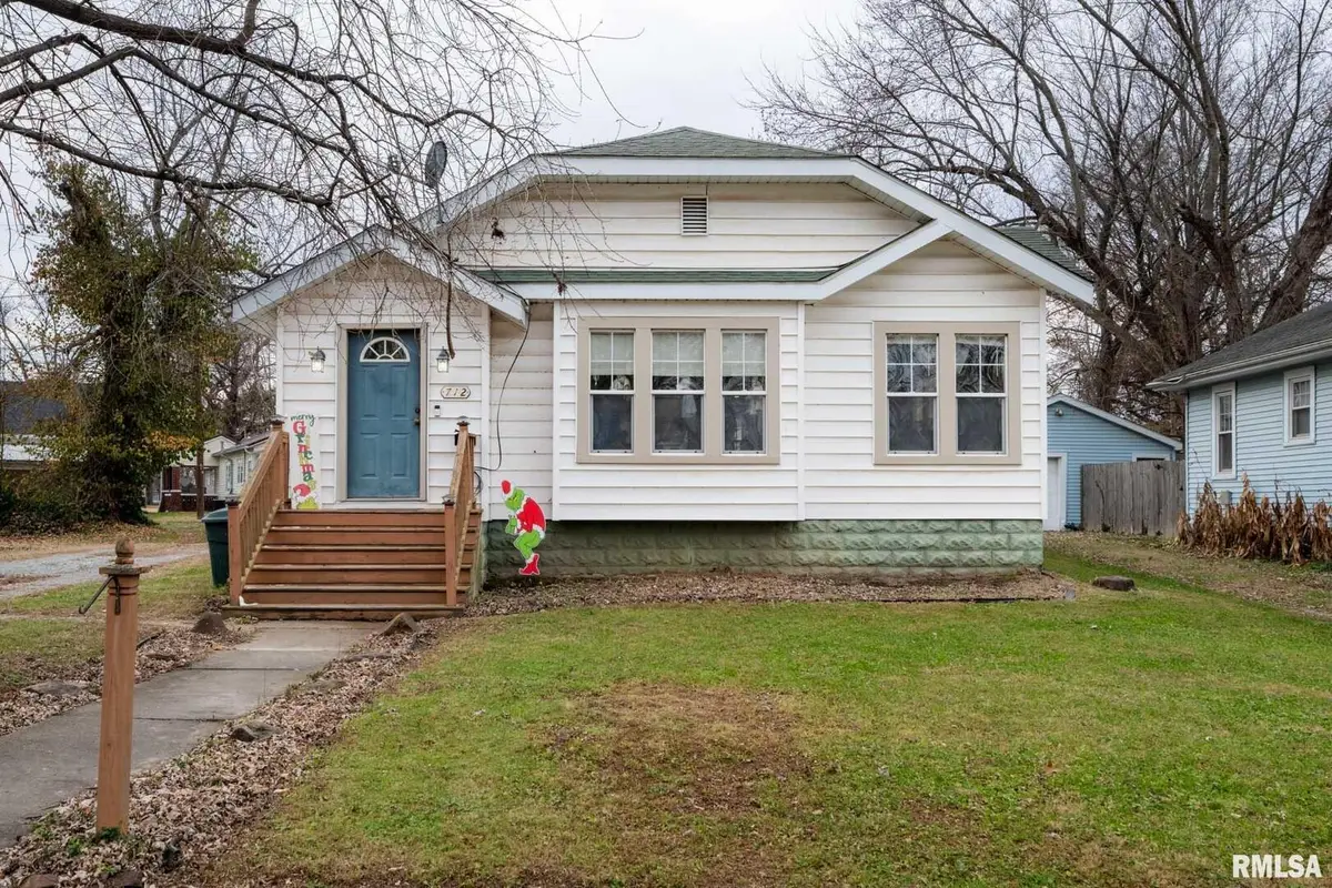 712 Circle Drive, Marion, IL 62959 - Image #1