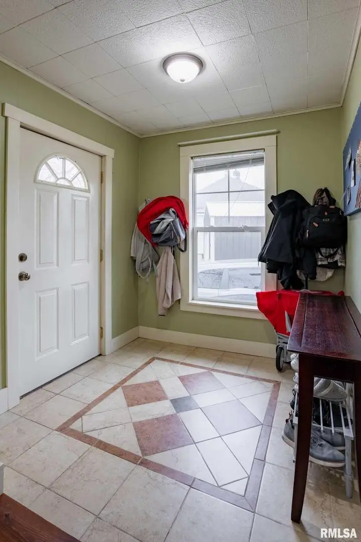 712 Circle Drive, Marion, IL 62959 - Image #2