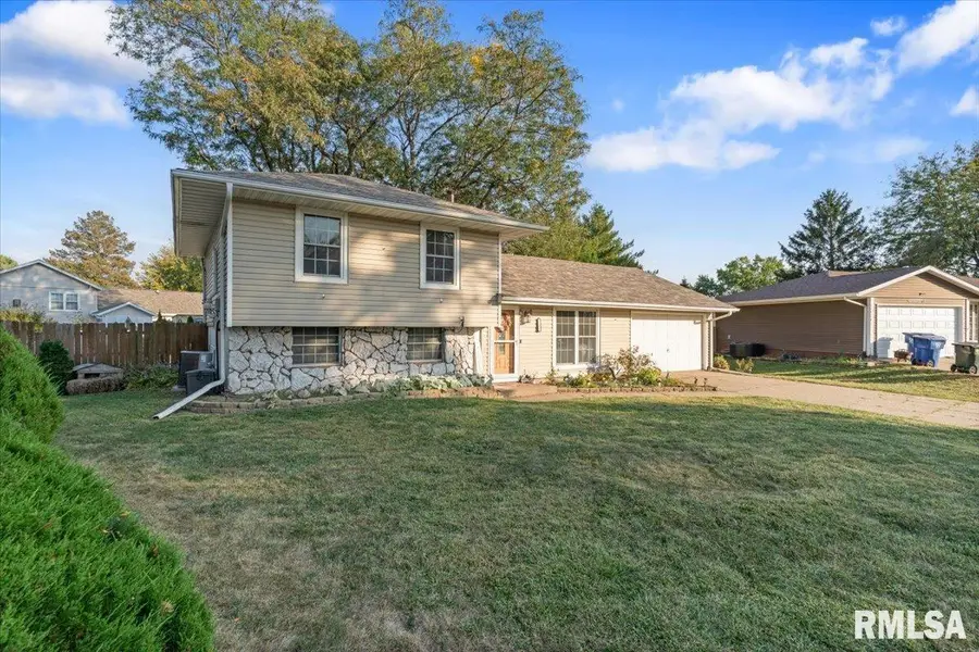 5803 Fillmore Lane, Davenport, IA 52806 - Image #2