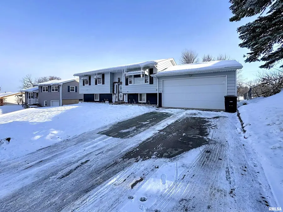 8119 10th Street W, Rock Island, IL 61201-7742 - Image #3