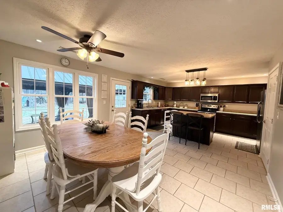 1809 Sherry Lane, Carterville, IL 62918 - Image #3