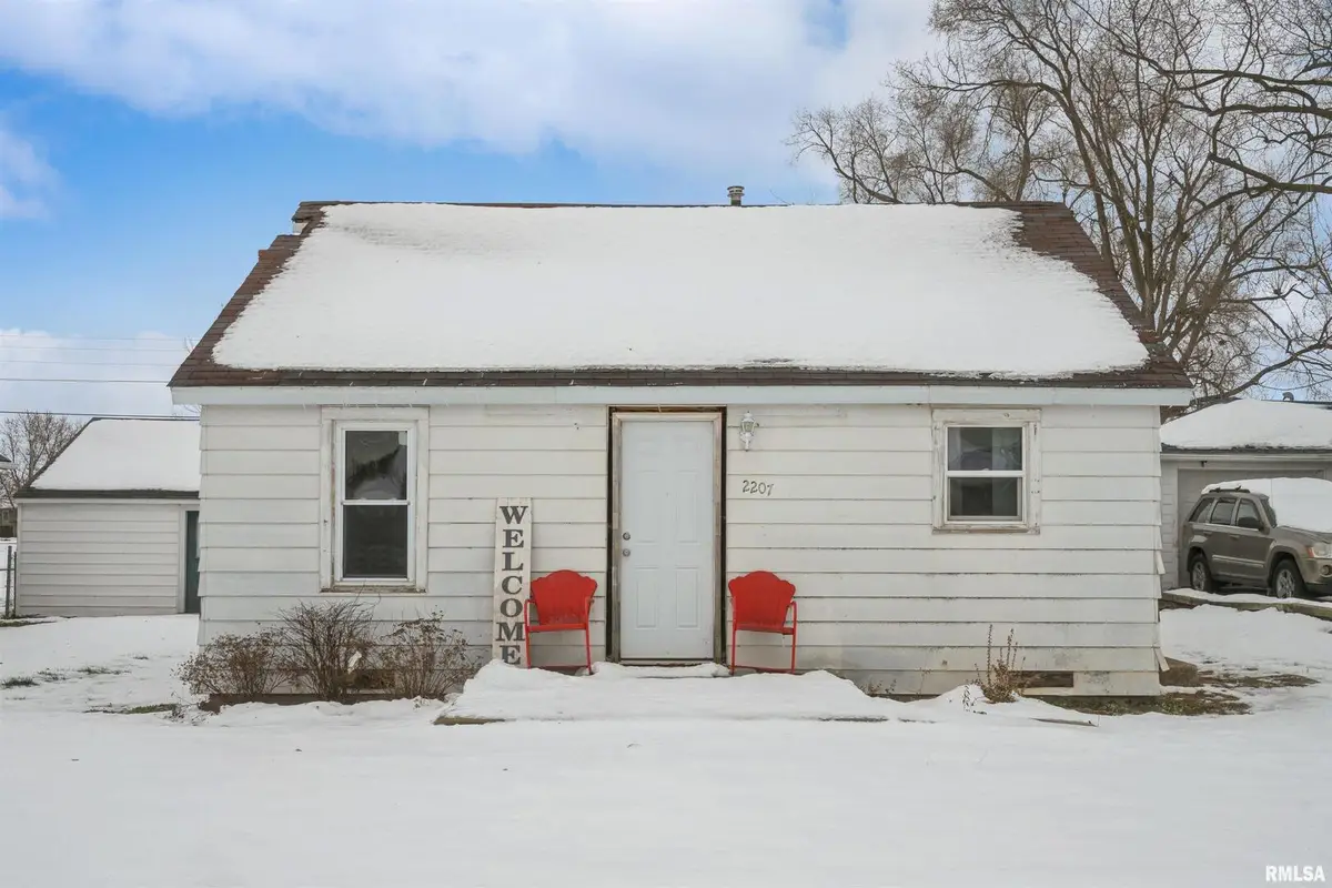 2207 4th Street, Fulton, IL 61252 - Image #1