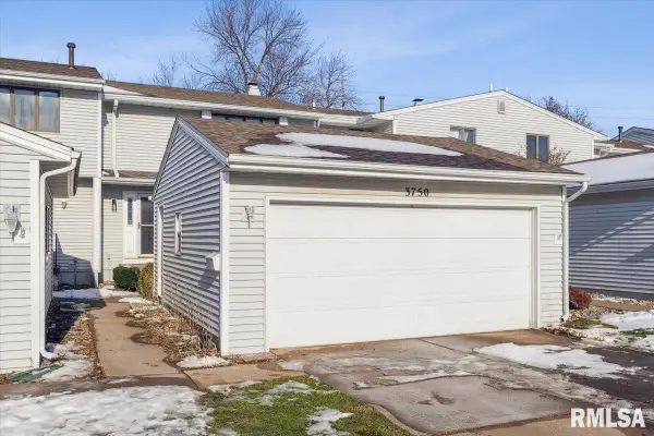 3750 Eastwood Court, Bettendorf, IA 52722