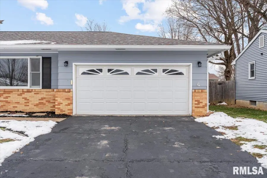 1005 5th Street #A, Hampton, IL 61256-9626 - Image #3