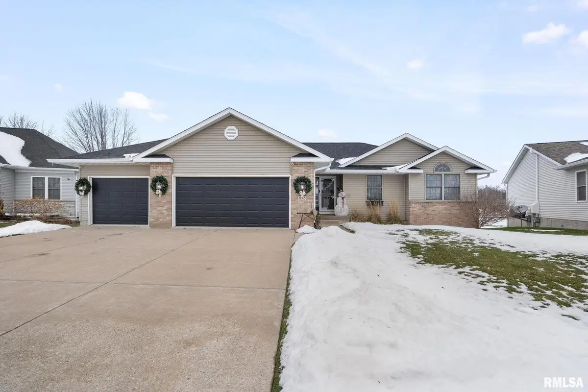 973 17th Avenue, Silvis, IL 61282 - #1