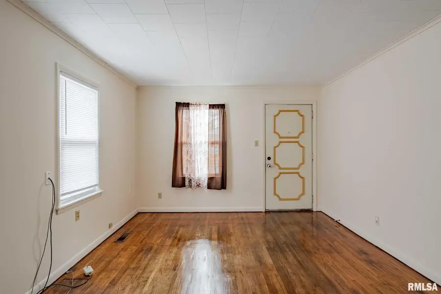 318 3rd Street, Marion, IL 62959 - Image #2