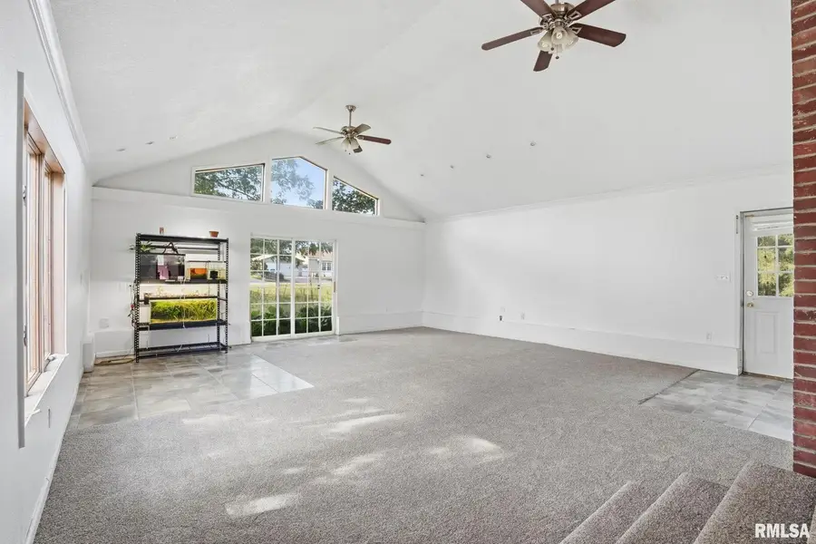 1011 36th Avenue, East Moline, IL 61244 - Image #3