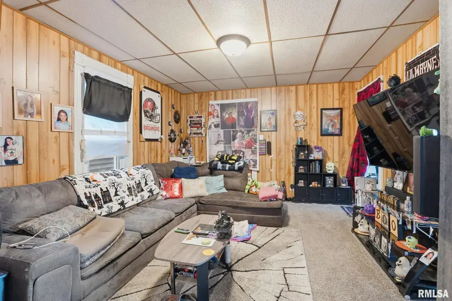 625 N Division Street, Davenport, IA 52802 - Image #3